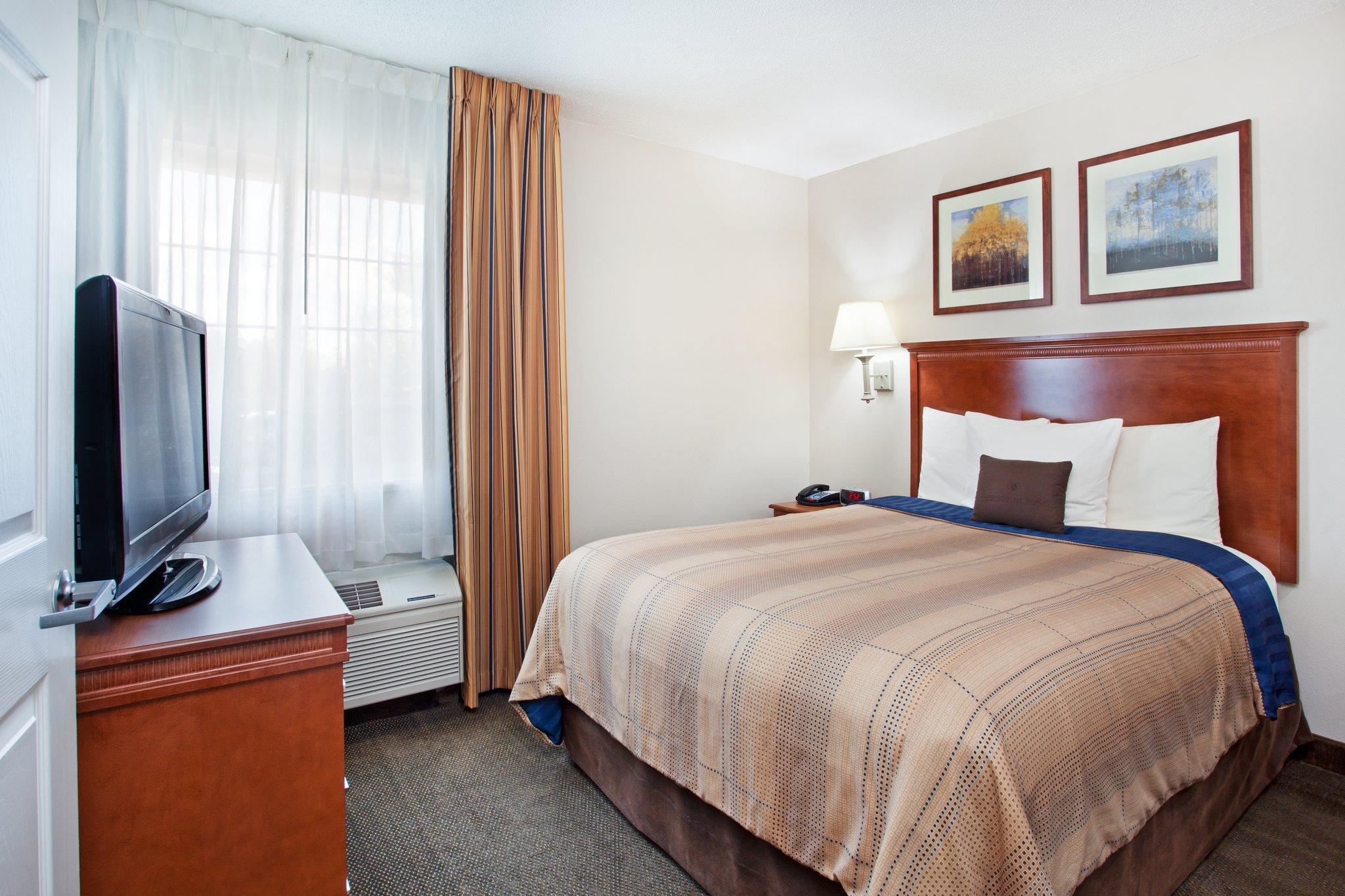 Candlewood Suites Huntersville-Lake Norman Area By Ihg Exteriör bild