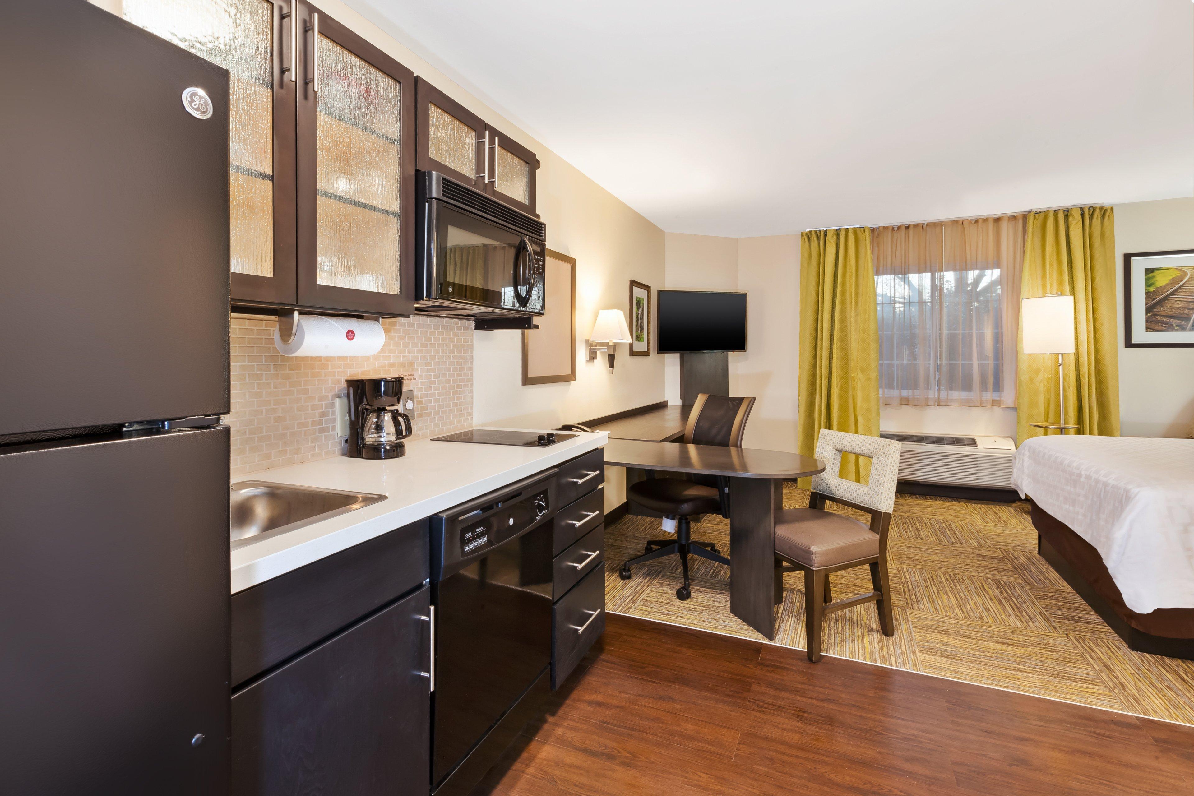 Candlewood Suites Huntersville-Lake Norman Area By Ihg Exteriör bild