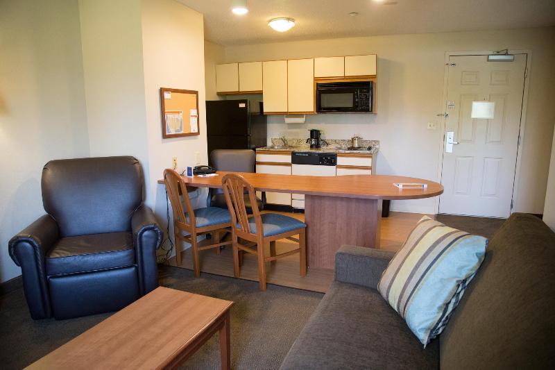 Candlewood Suites Huntersville-Lake Norman Area By Ihg Exteriör bild