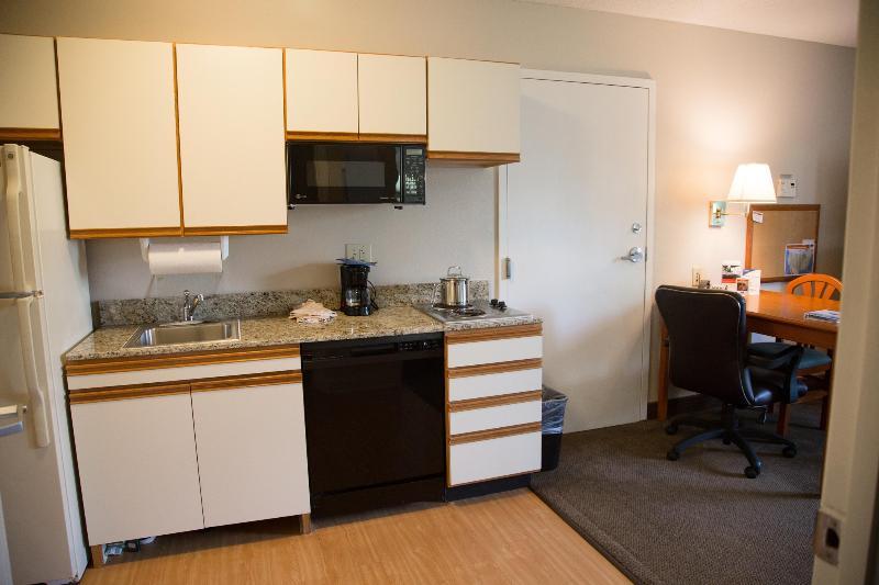 Candlewood Suites Huntersville-Lake Norman Area By Ihg Exteriör bild