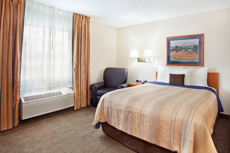 Candlewood Suites Huntersville-Lake Norman Area By Ihg Exteriör bild